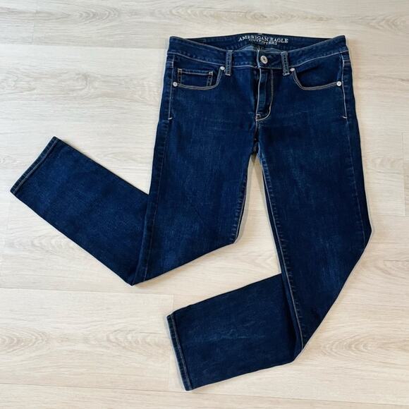 American Eagle Super Stretch Skinny Jeans Size 26 (short) EUC - Picture 3 of 13